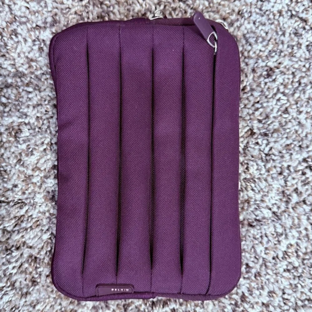 Belkin Plum Purple Small Zippered Makeup Bag